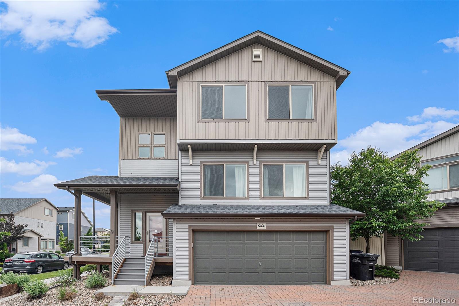 19096 E 55th Avenue, denver MLS: 7826033 Beds: 3 Baths: 4 Price: $540,000