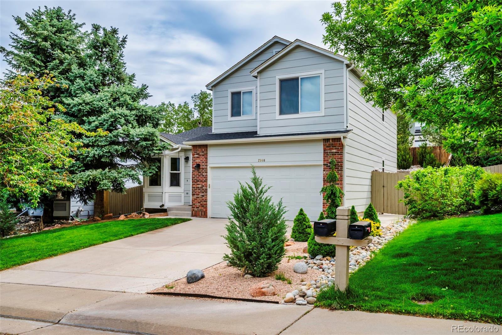 2940 E Yarrow Circle, superior MLS: 8397159 Beds: 3 Baths: 3 Price: $715,000
