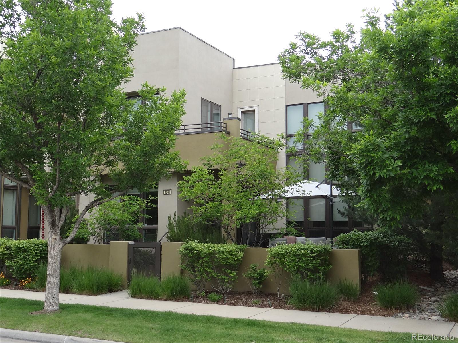 8041 E 29th Avenue , Denver  MLS: 6201249 Beds: 3 Baths: 3 Price: $885,000
