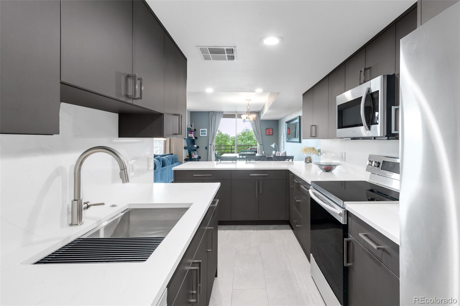 5955 E 10th Avenue 507, Denver  MLS: 7913142 Beds: 2 Baths: 2 Price: $430,000
