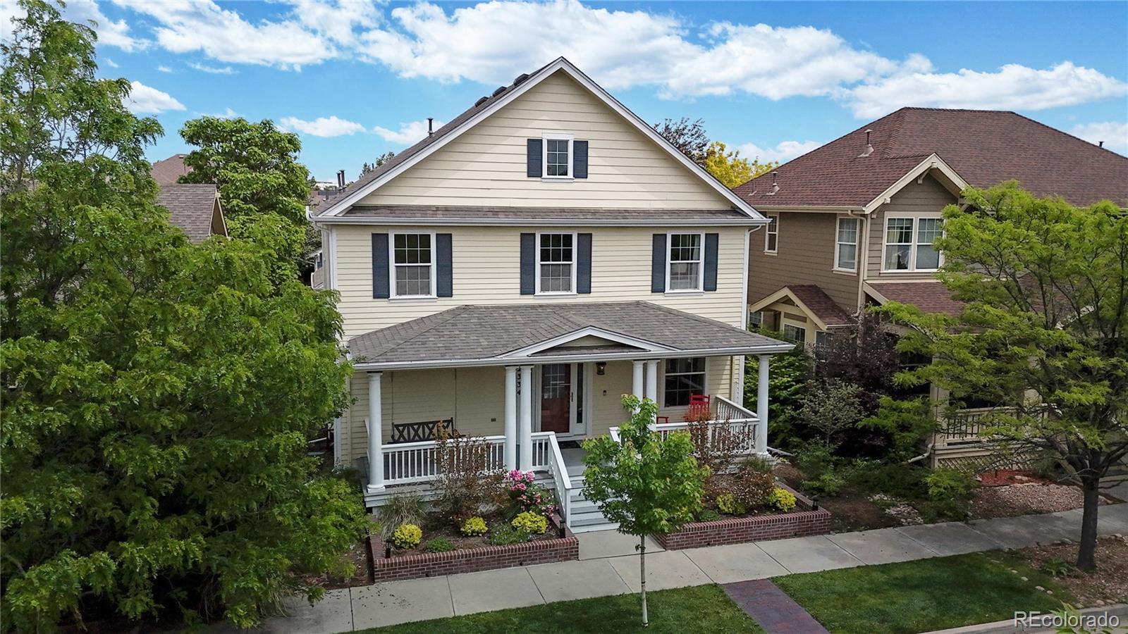 2334  Yosemite Street, denver MLS: 4255995 Beds: 3 Baths: 3 Price: $825,000
