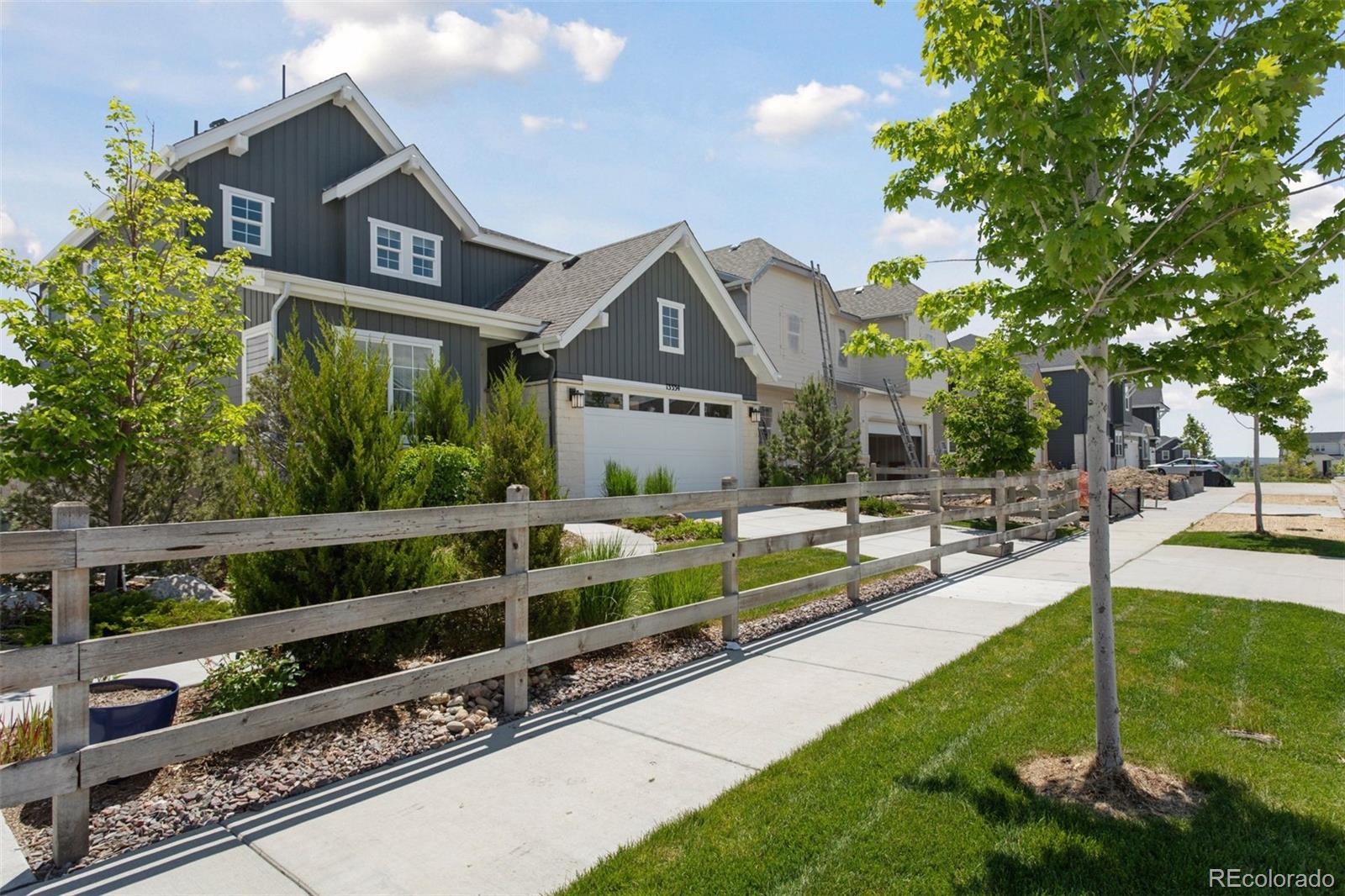 13334  Blue Amber Court, parker MLS: 3328265 Beds: 4 Baths: 4 Price: $785,000