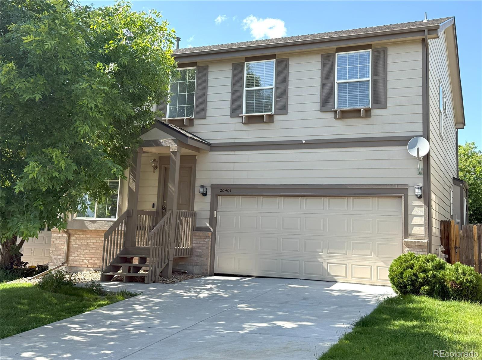 20401 E Chenango Place, aurora MLS: 2739909 Beds: 4 Baths: 4 Price: $599,000