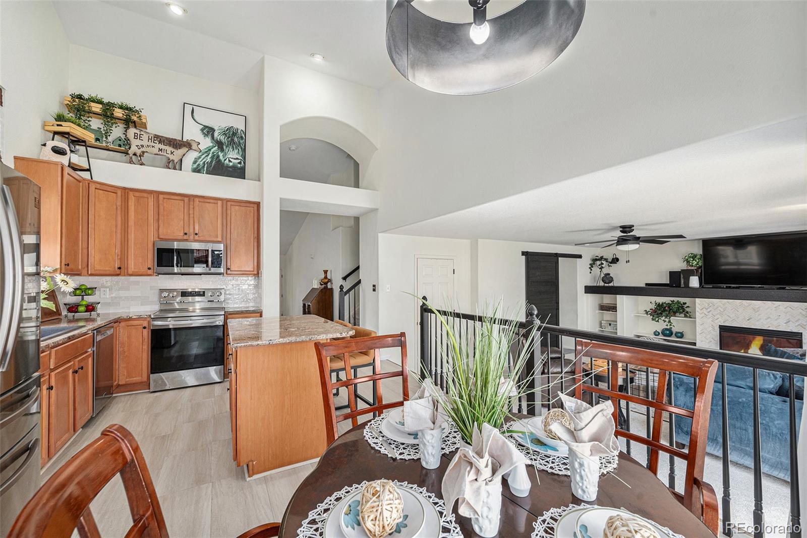 15776 E 107th Way, commerce city MLS: 6570515 Beds: 4 Baths: 4 Price: $585,000