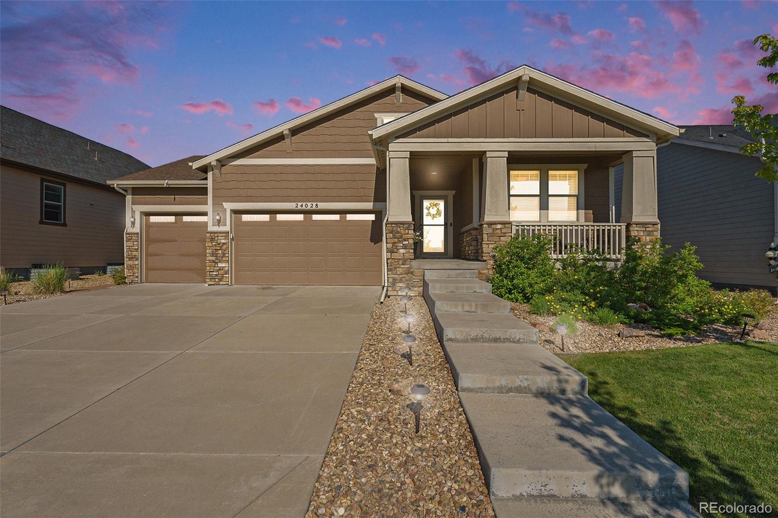 24028 E Caleb Place, aurora MLS: 3141255 Beds: 3 Baths: 3 Price: $765,000