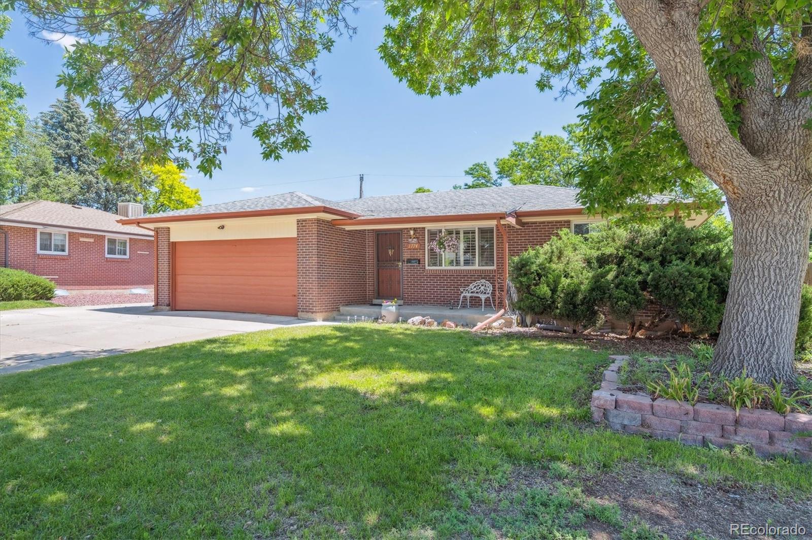 1774 S Dover Way, lakewood MLS: 6277193 Beds: 4 Baths: 2 Price: $610,000