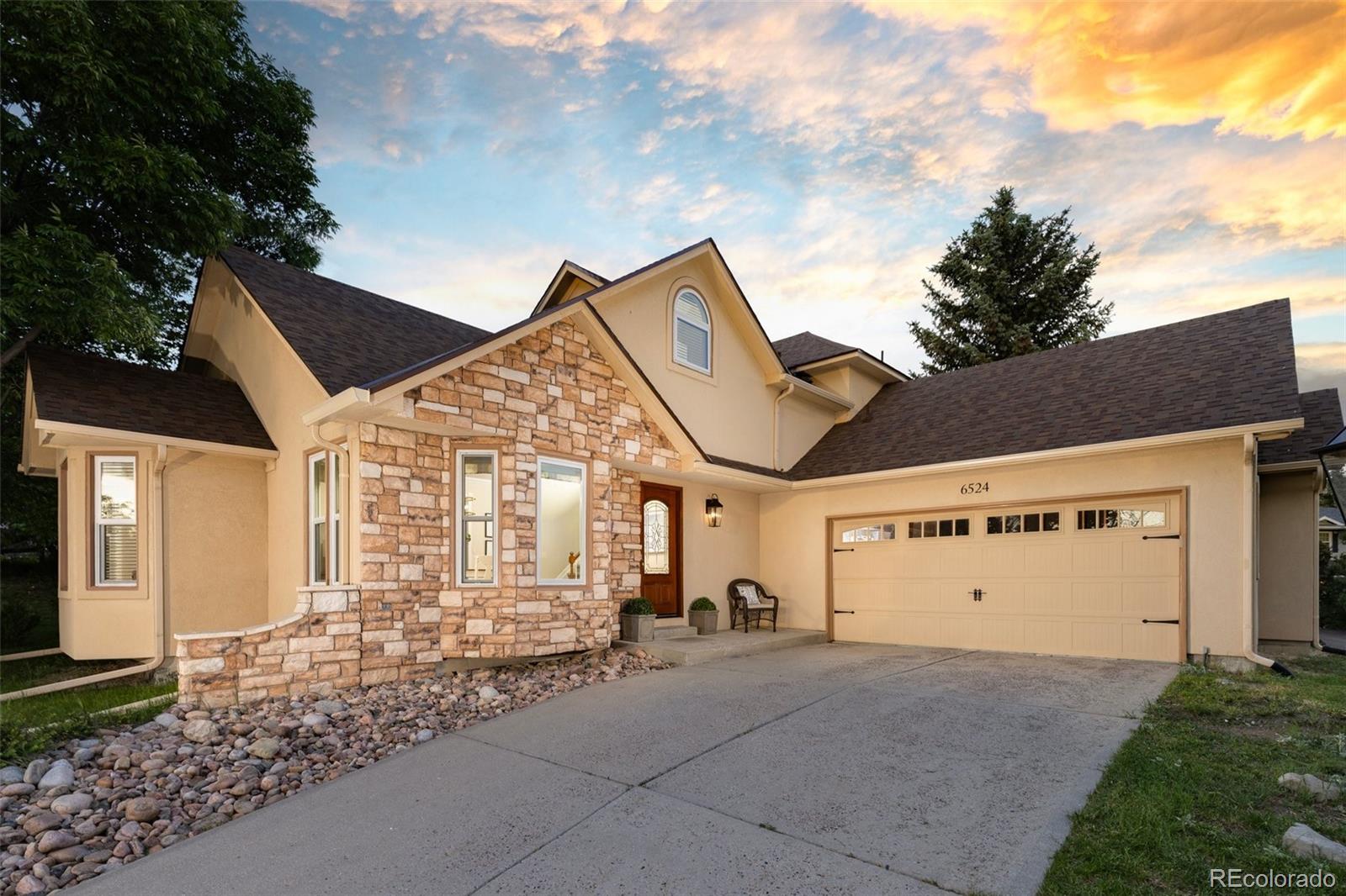 6524  Surry Place, parker MLS: 9079150 Beds: 3 Baths: 3 Price: $775,000
