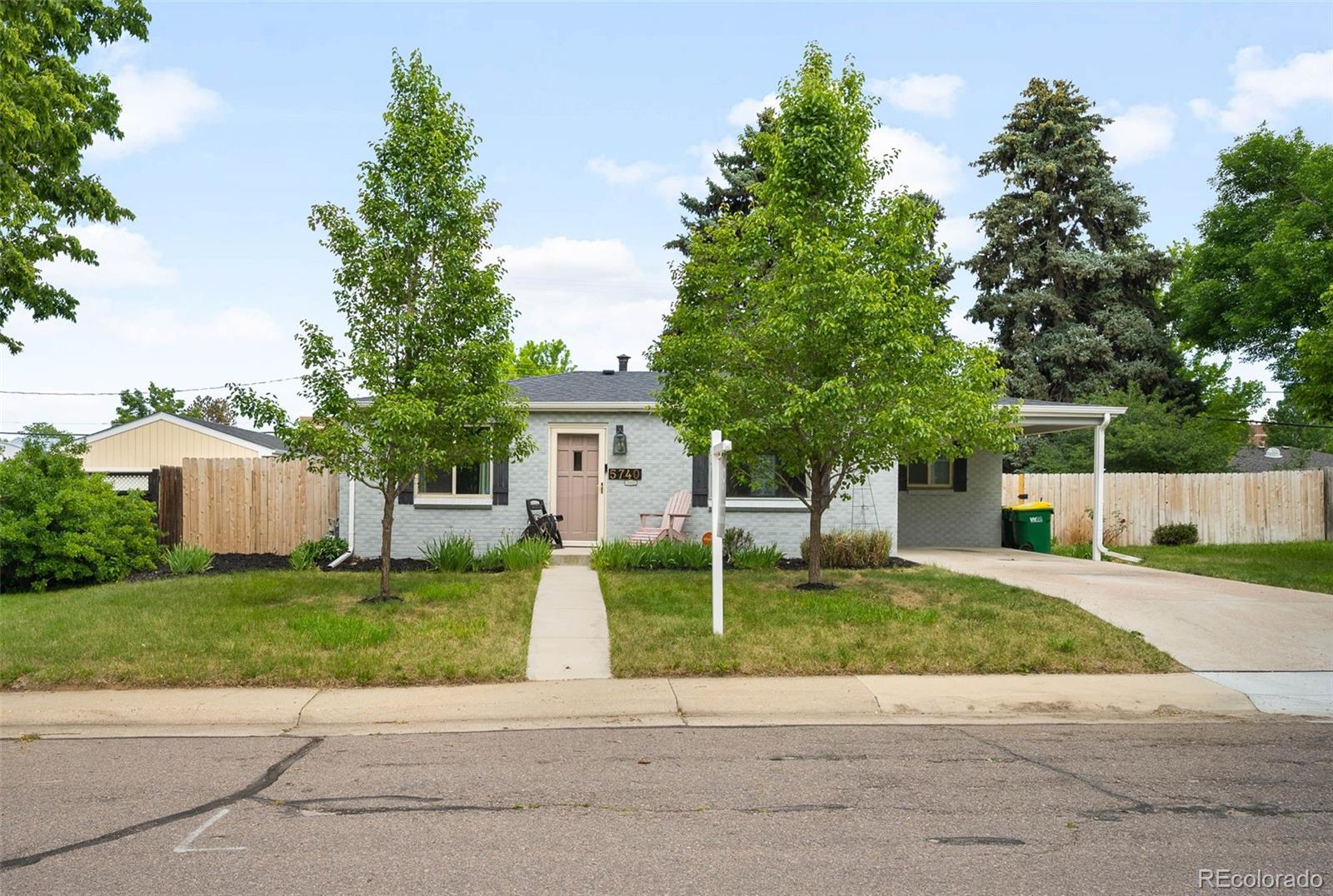 5740 S Cherokee Street, littleton MLS: 1870792 Beds: 3 Baths: 2 Price: $599,000