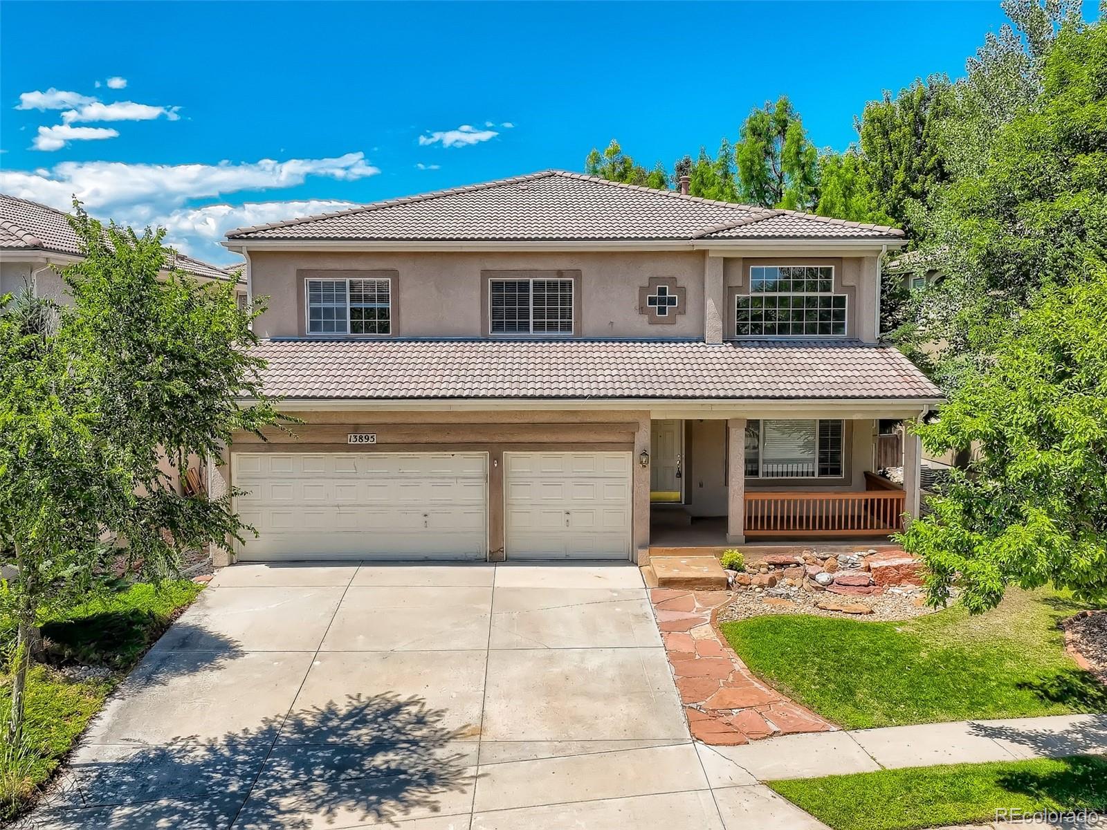 13895  Sandtrap Circle, broomfield MLS: 9941379 Beds: 4 Baths: 3 Price: $859,900