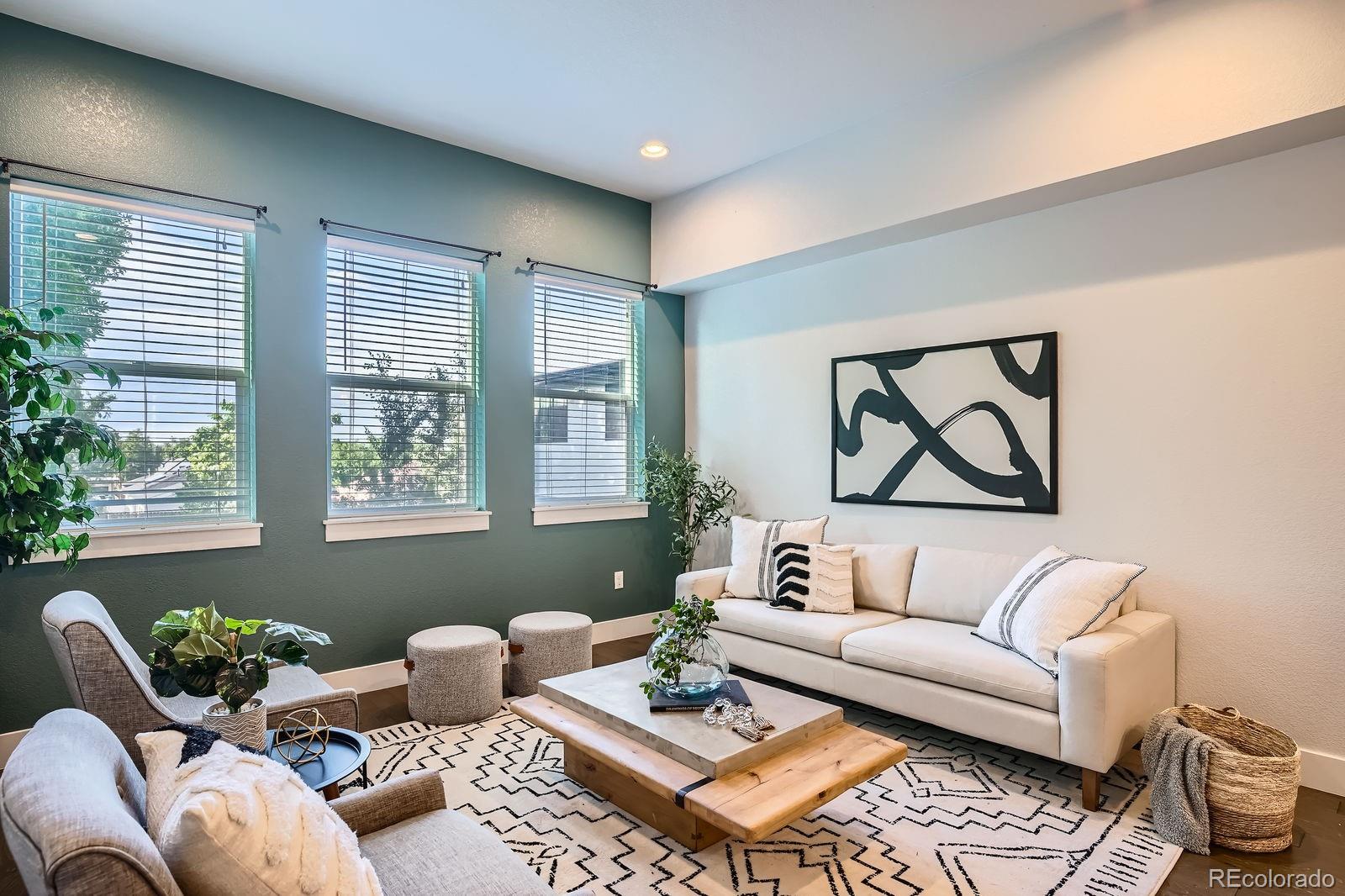 1919 W 46th Avenue, denver MLS: 5158672 Beds: 2 Baths: 3 Price: $589,000
