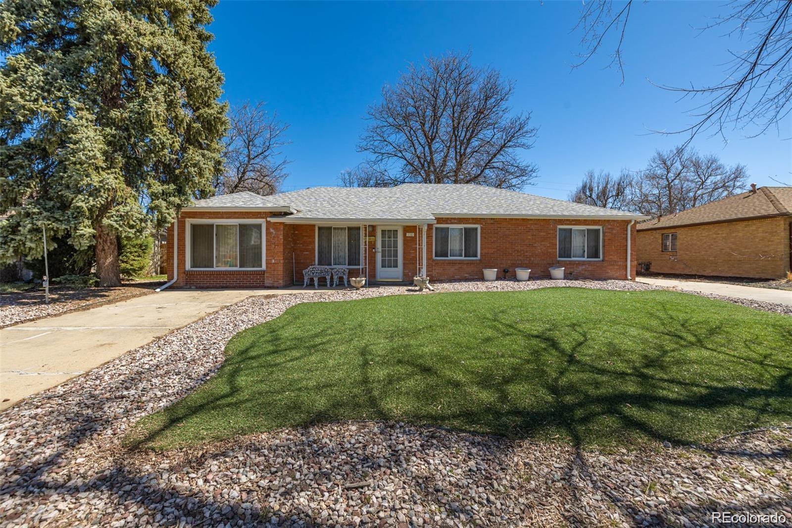 938  Racine Street, aurora MLS: 2936088 Beds: 4 Baths: 2 Price: $345,000