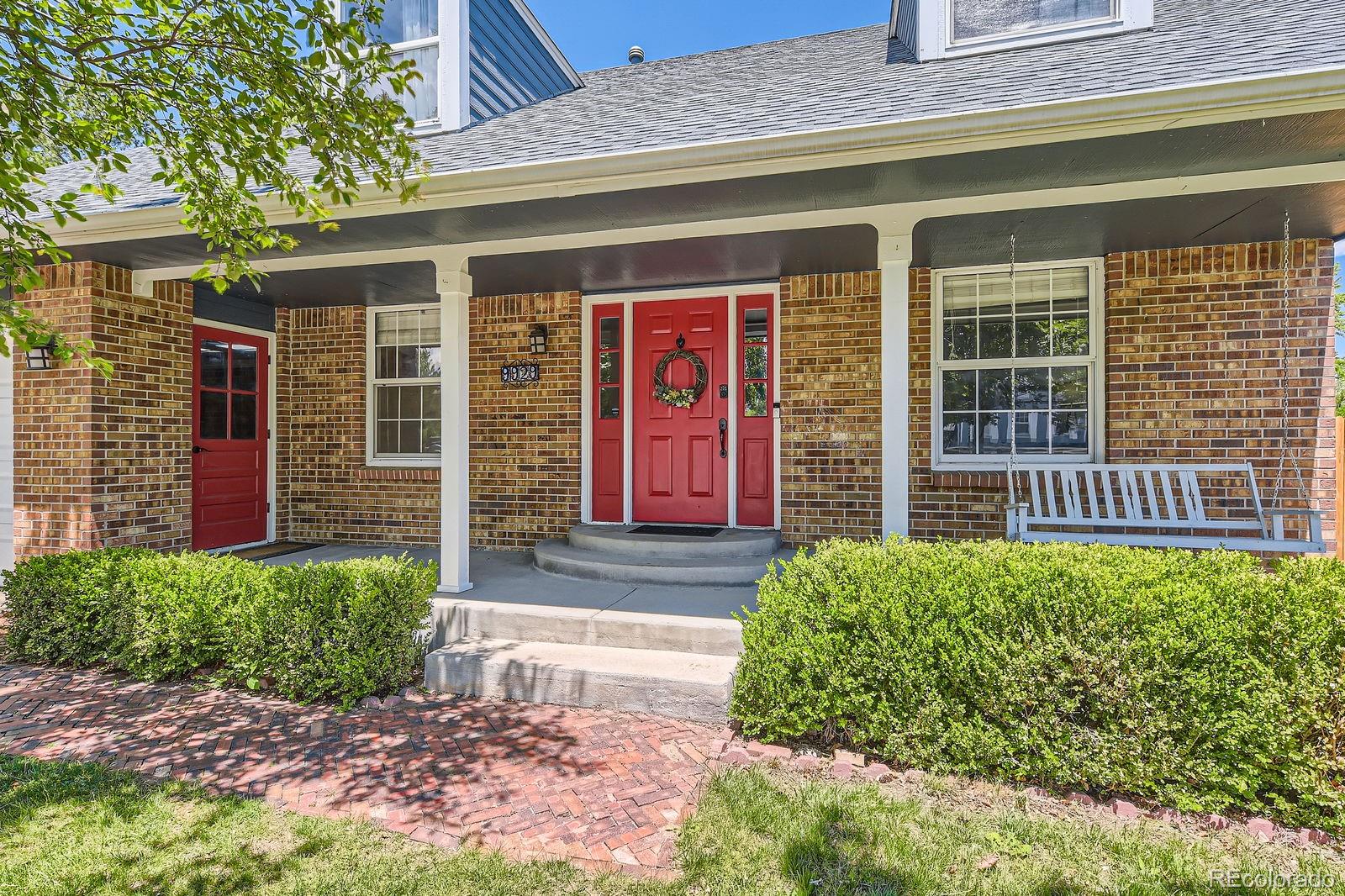 9929 W Fairview Avenue, littleton MLS: 7534433 Beds: 4 Baths: 3 Price: $649,000