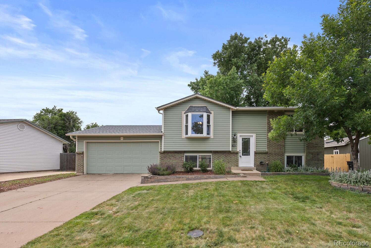 11823  Steele Street, thornton MLS: 2640131 Beds: 4 Baths: 2 Price: $485,000