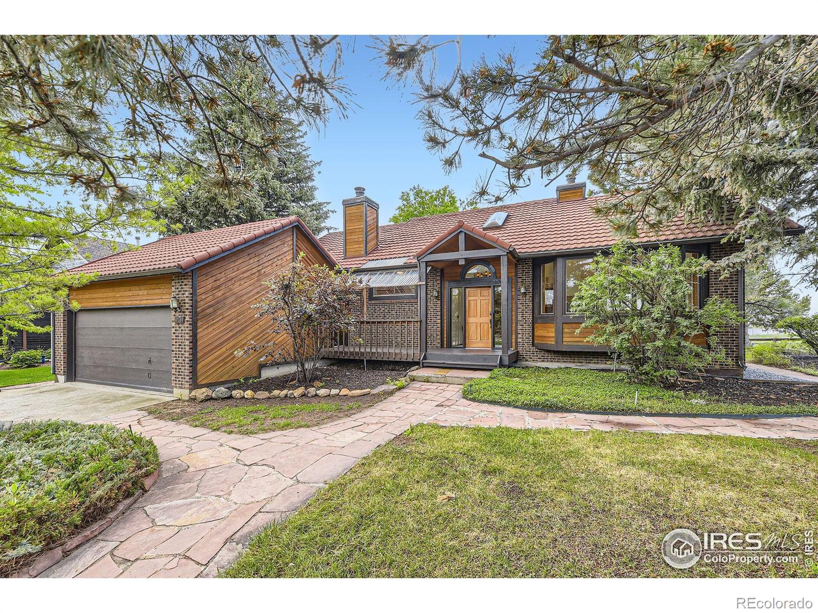 916 W Alder Street, louisville MLS: 4567891036411 Beds: 4 Baths: 3 Price: $1,349,000