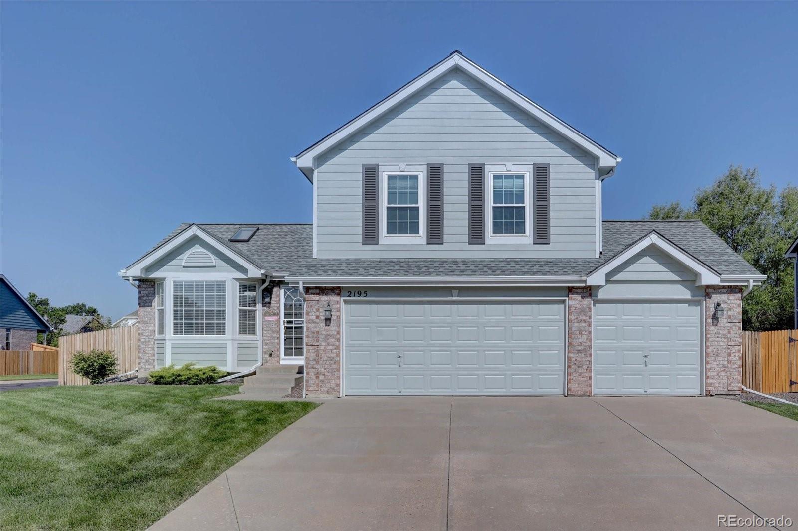 2195 S Espana Street, aurora MLS: 2087668 Beds: 3 Baths: 3 Price: $500,000