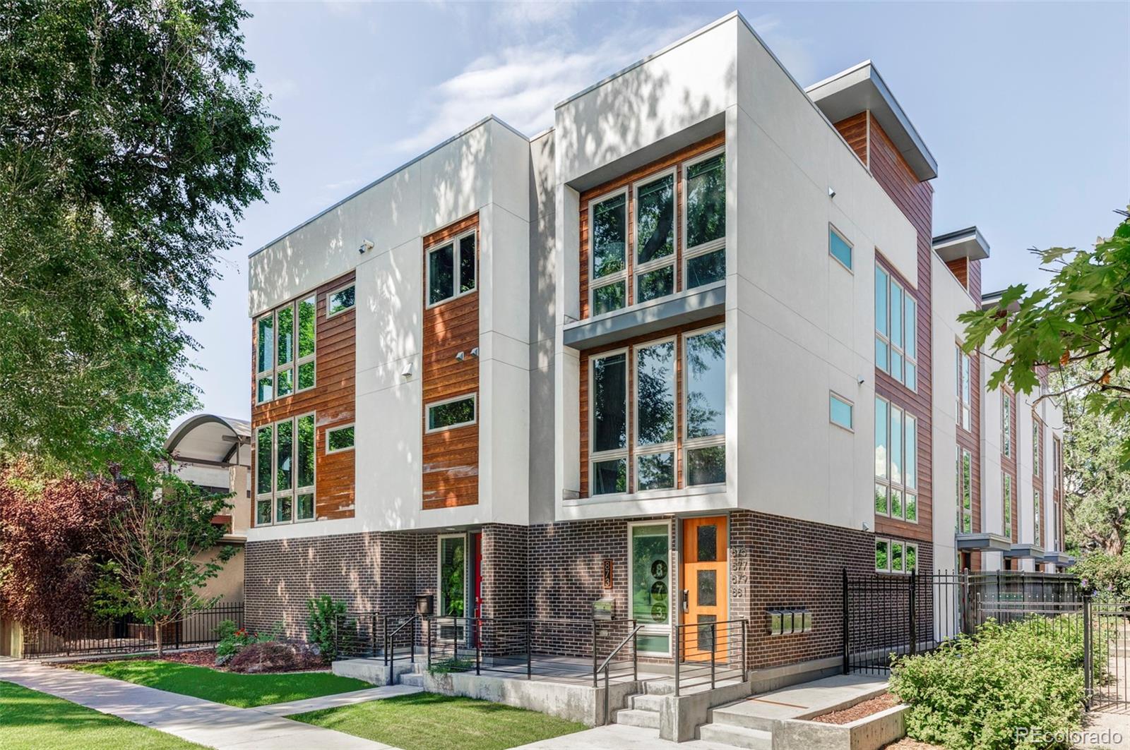 879  Delaware Street, denver MLS: 8862801 Beds: 2 Baths: 3 Price: $675,000