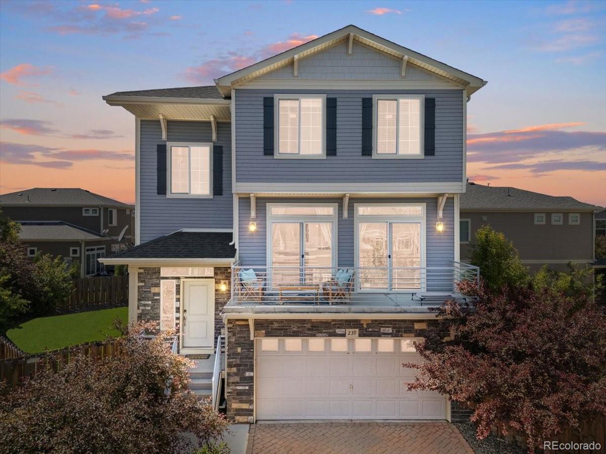 239 S Old Hammer Street, aurora MLS: 1948097 Beds: 3 Baths: 3 Price: $525,000