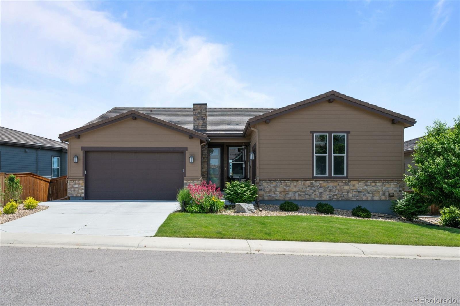 11136  Sweet Cicely Drive, parker MLS: 5145839 Beds: 3 Baths: 4 Price: $900,000