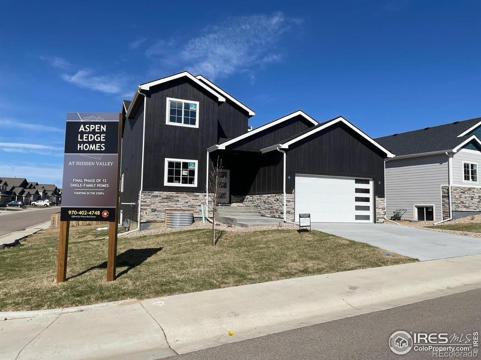 1757  Avery Plaza Street, severance MLS: 4567891036451 Beds: 4 Baths: 4 Price: $629,000