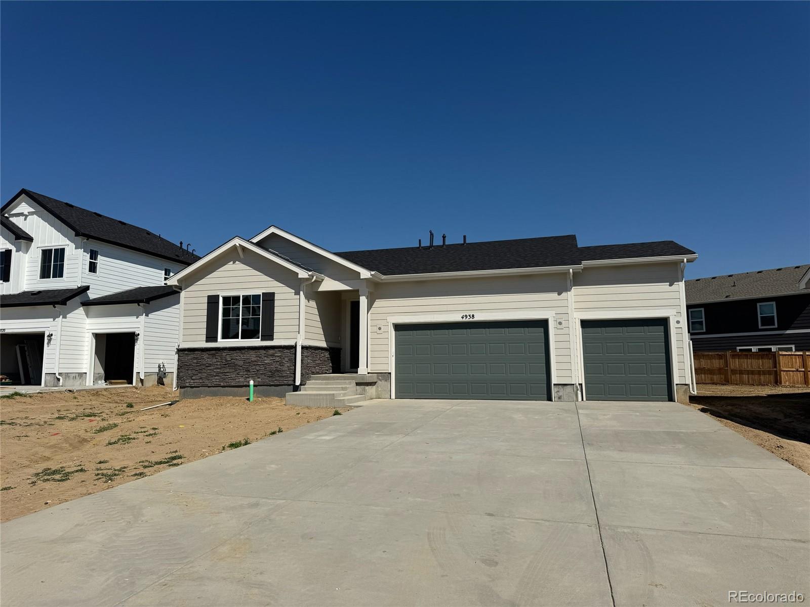 4938  Brangus Drive, windsor MLS: 6544919 Beds: 4 Baths: 2 Price: $544,950