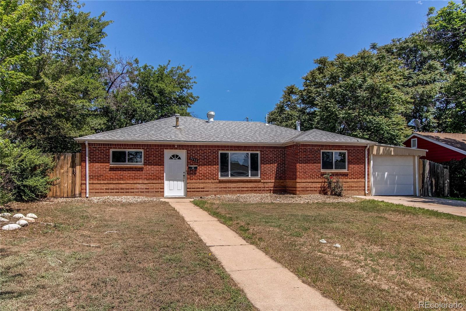9150  Lilly Court, thornton MLS: 5661395 Beds: 3 Baths: 2 Price: $400,000