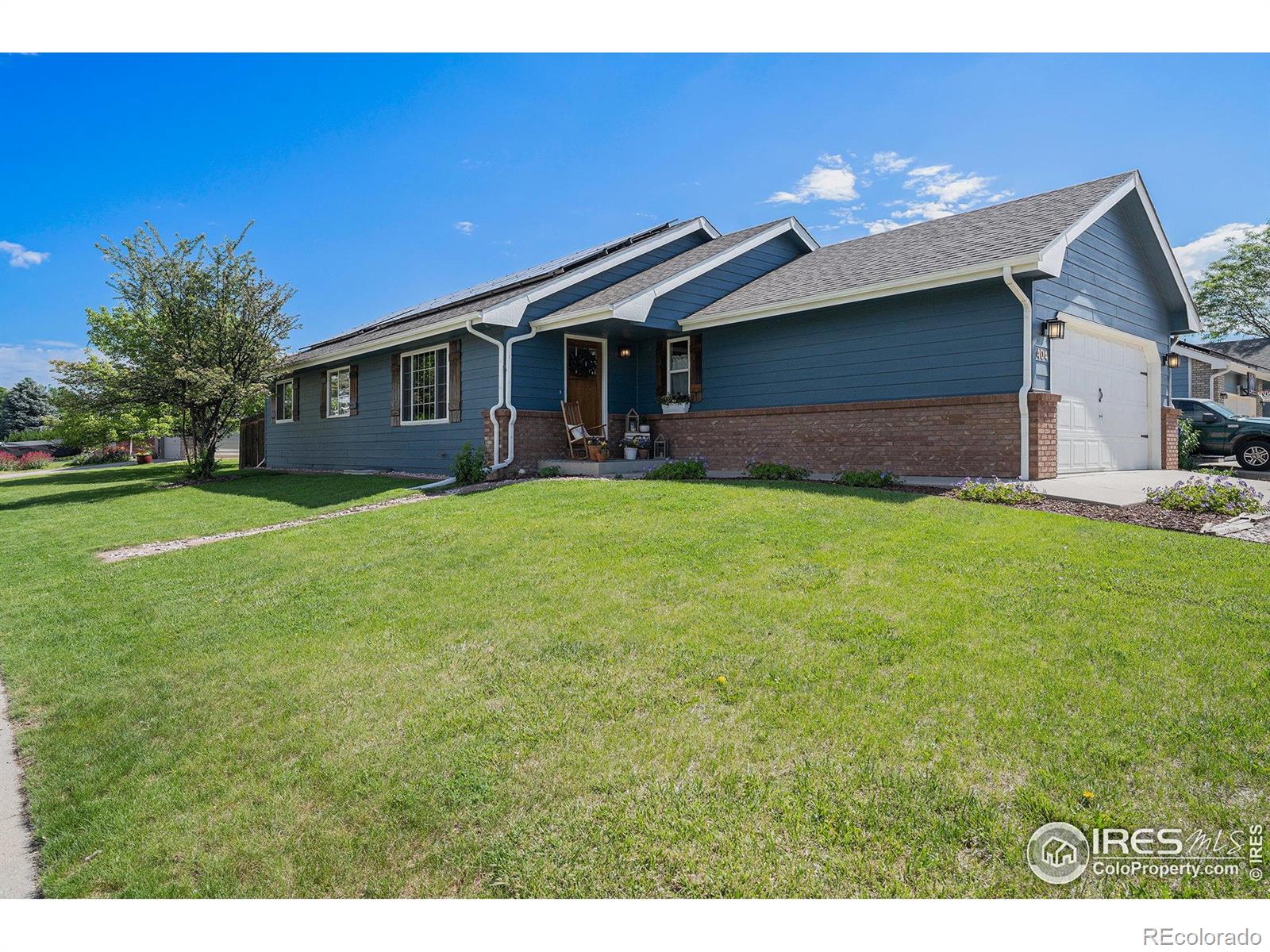 404  Meadow Drive, windsor  House Search MLS Picture