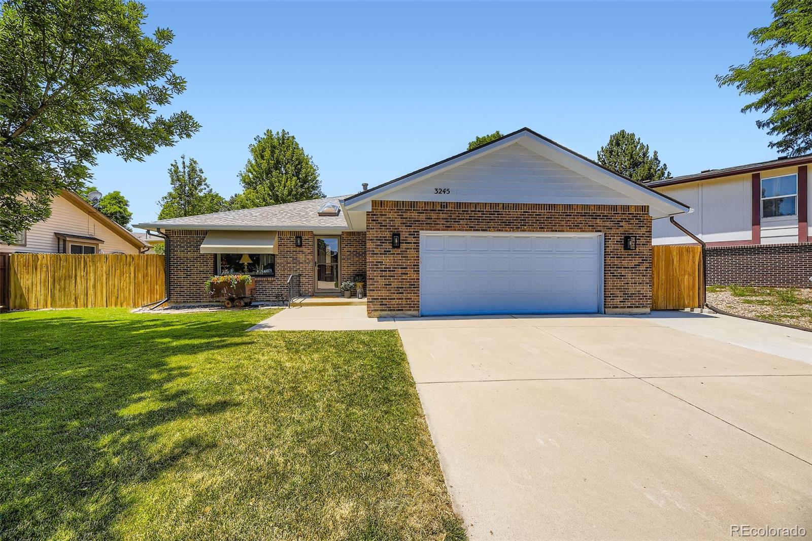 3245 S Kendall Street, denver MLS: 9213999 Beds: 5 Baths: 3 Price: $650,000