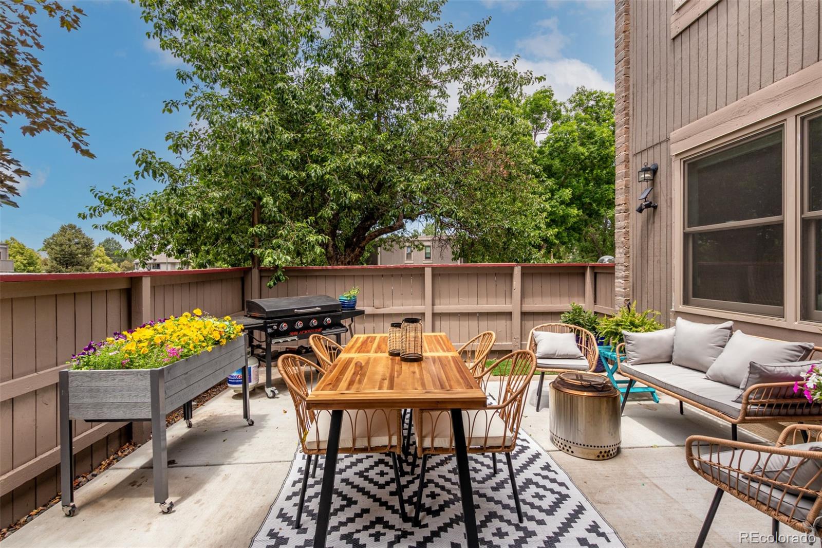 1152 S Yosemite Way, denver  House Search MLS Picture