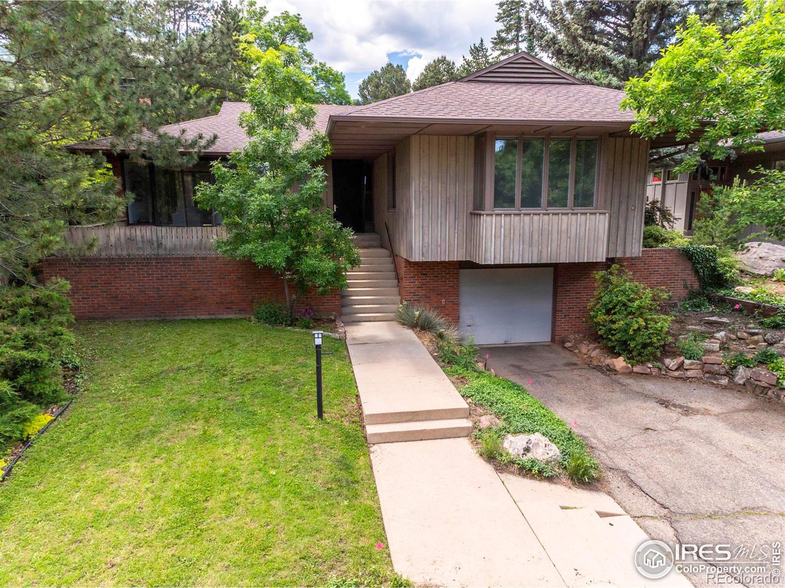 boulder  House Search Picture