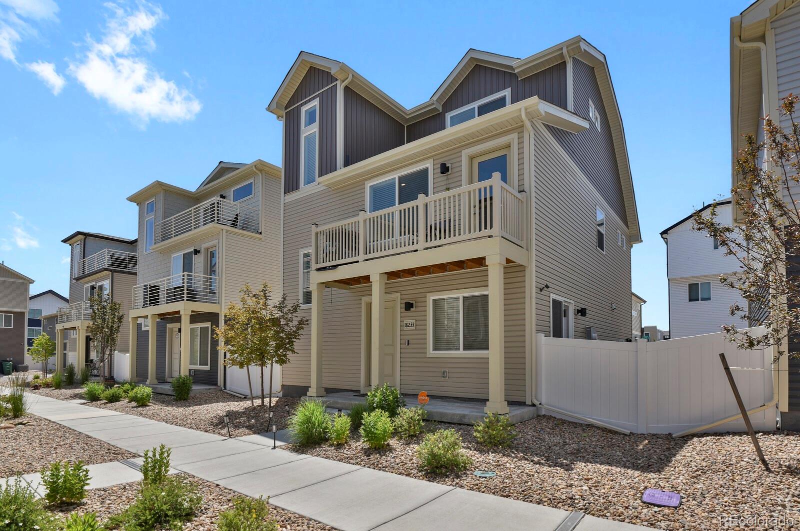 18233 E 51st Avenue, denver MLS: 5083971 Beds: 3 Baths: 2 Price: $445,000