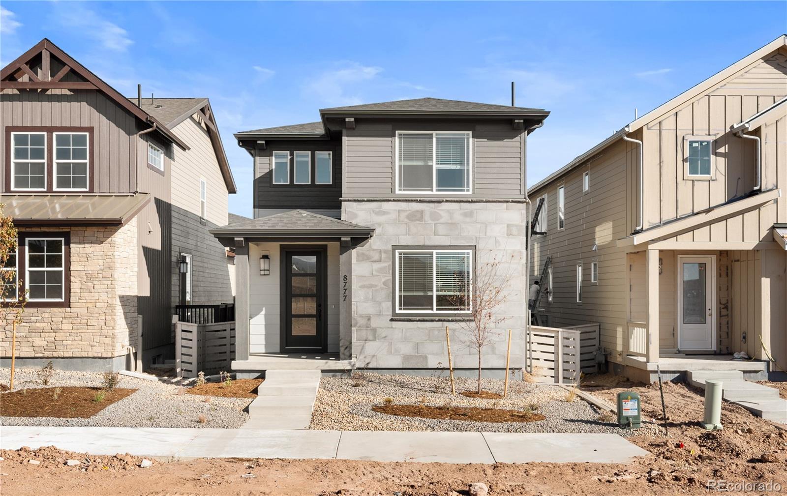 8777  Whiteclover Street, littleton MLS: 7638210 Beds: 4 Baths: 4 Price: $639,990