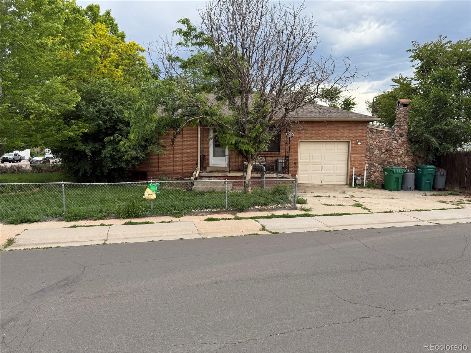 595 W Eastman Avenue, englewood MLS: 5014889 Beds: 3 Baths: 1 Price: $400,000