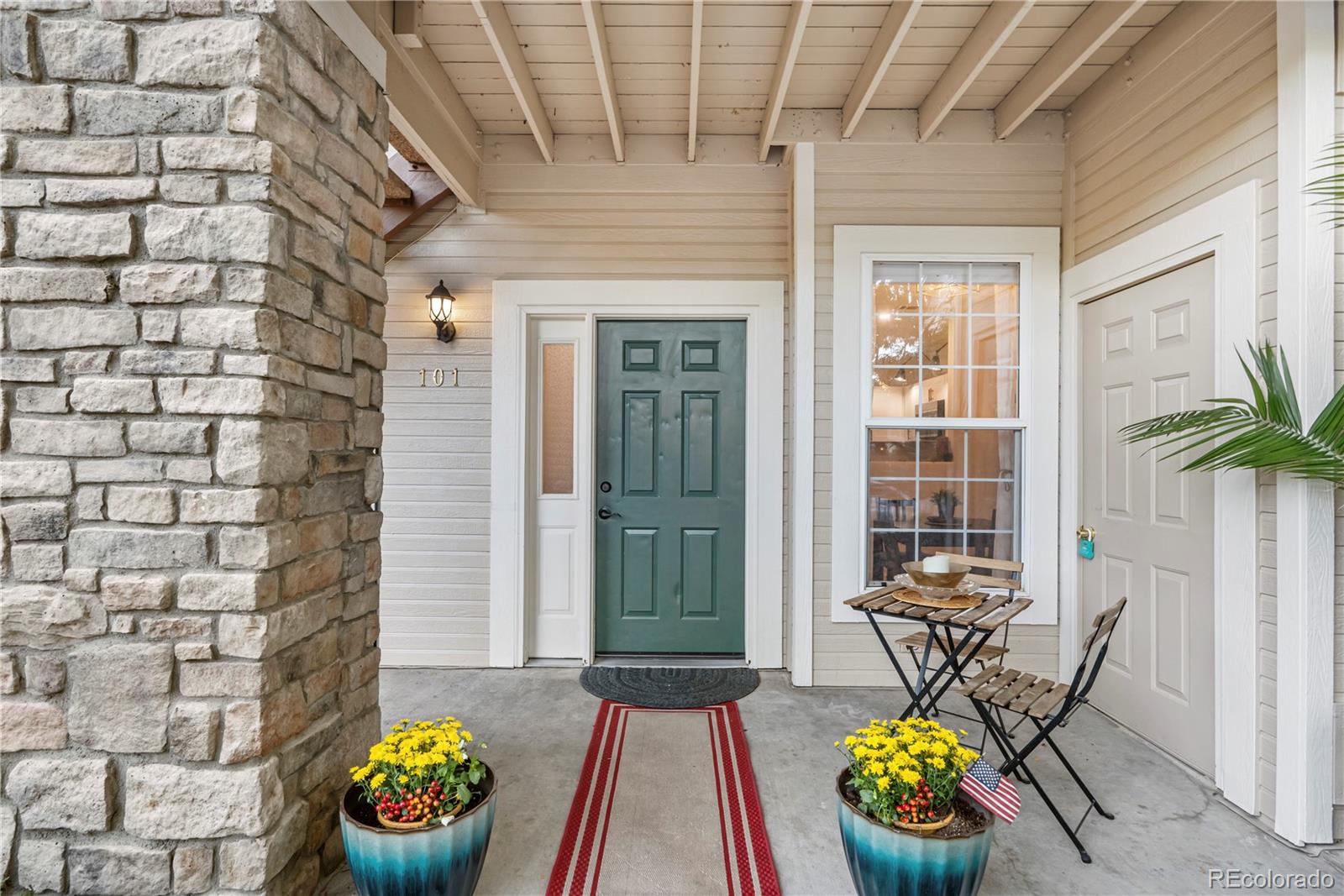 4085 S Crystal Circle 101, Aurora  MLS: 7264144 Beds: 2 Baths: 2 Price: $330,000