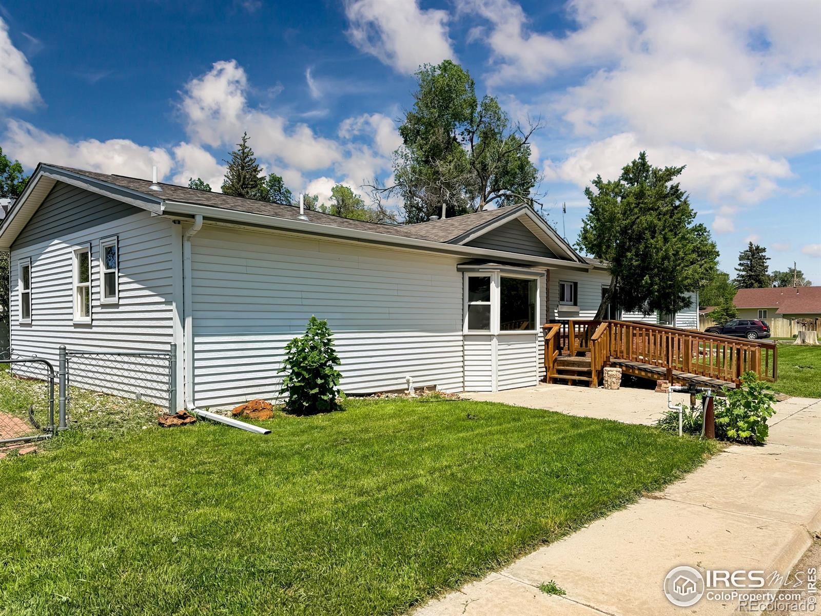 605  F Avenue, limon  House Search MLS Picture