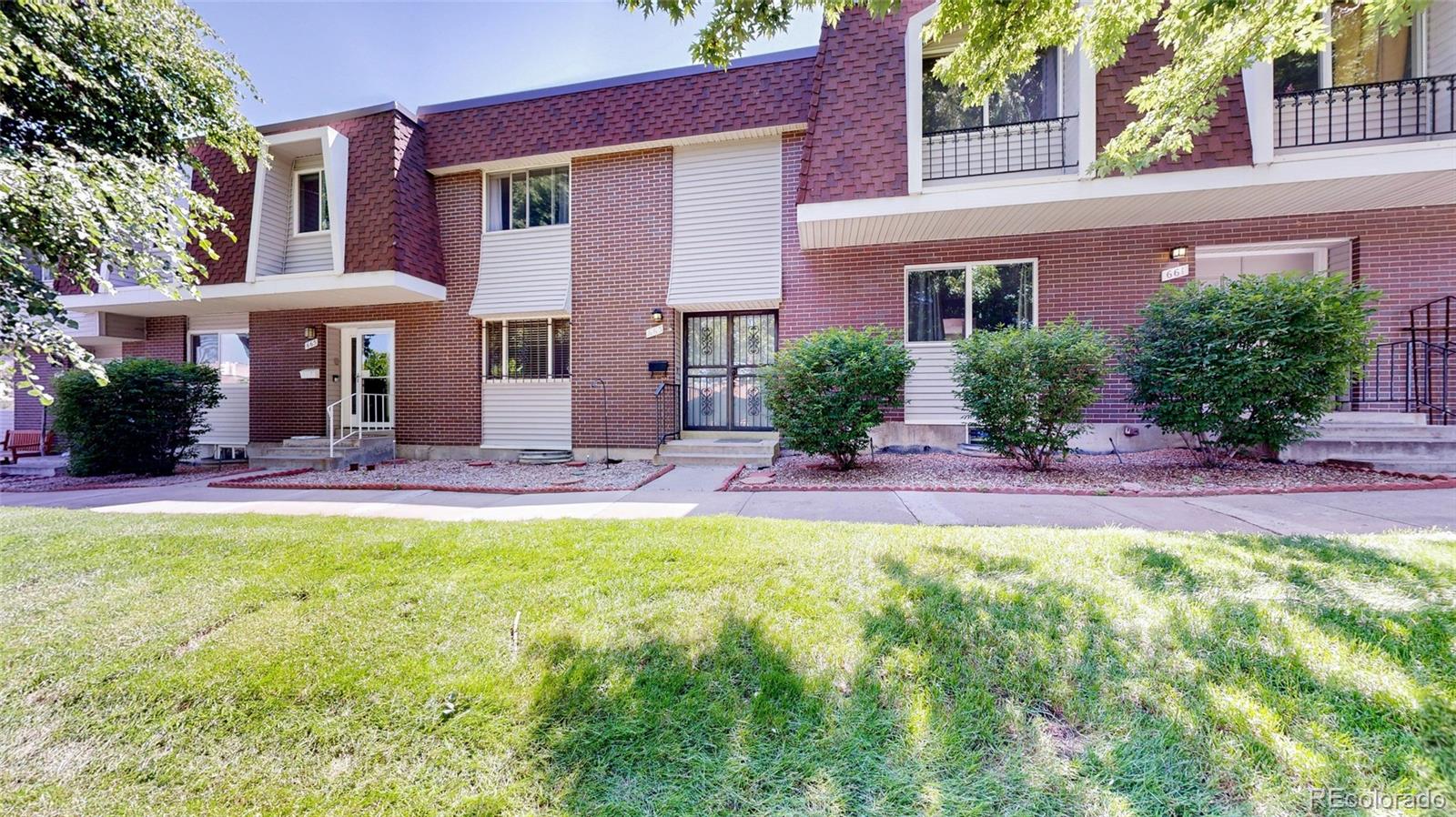 663 S Xenon Court, lakewood MLS: 5415445 Beds: 5 Baths: 4 Price: $450,000