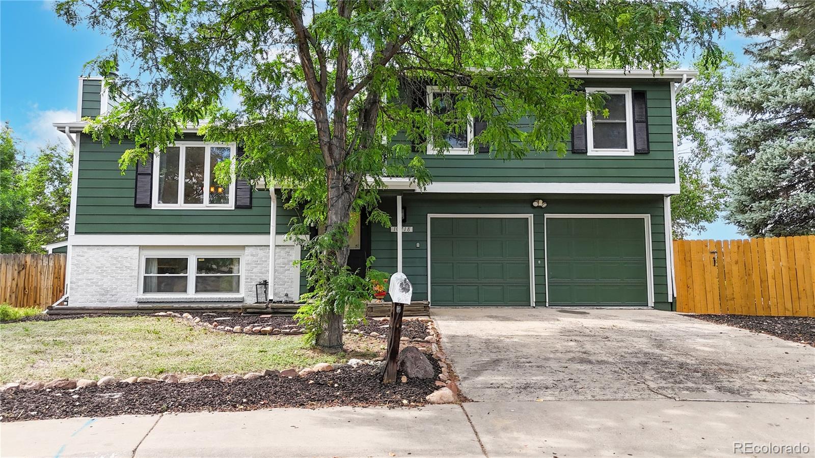 10718  Ash Court, thornton MLS: 5742187 Beds: 3 Baths: 3 Price: $560,000