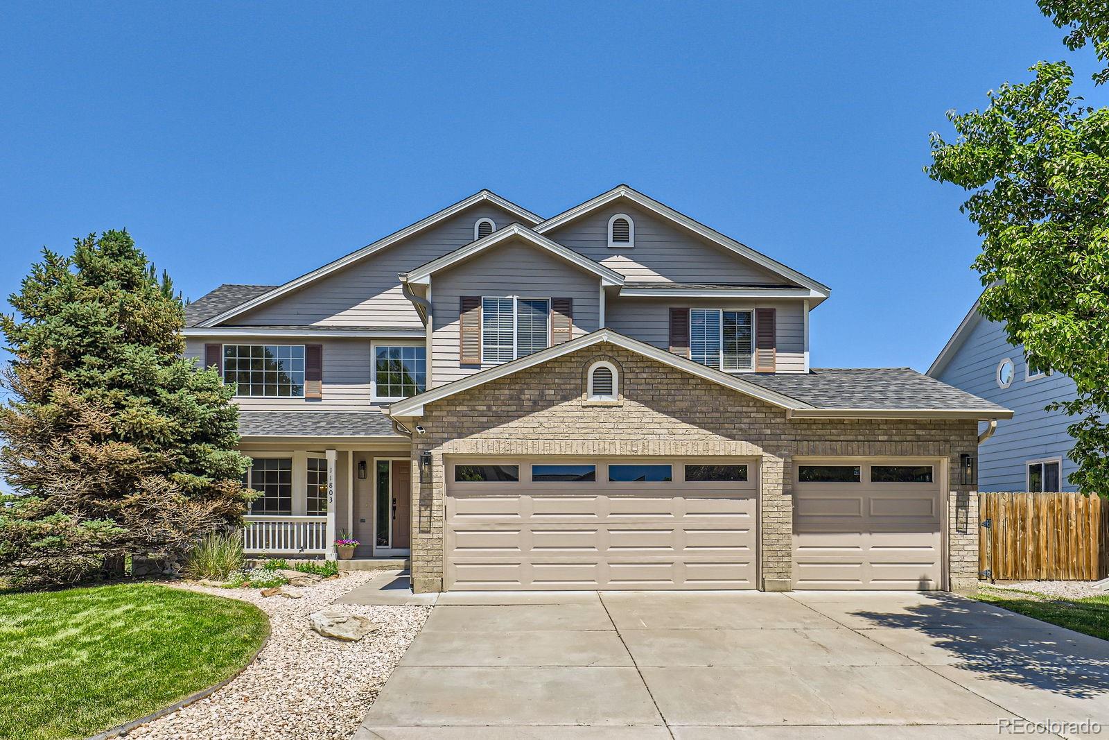 11803 E 114th Place, commerce city MLS: 3508790 Beds: 4 Baths: 4 Price: $615,000