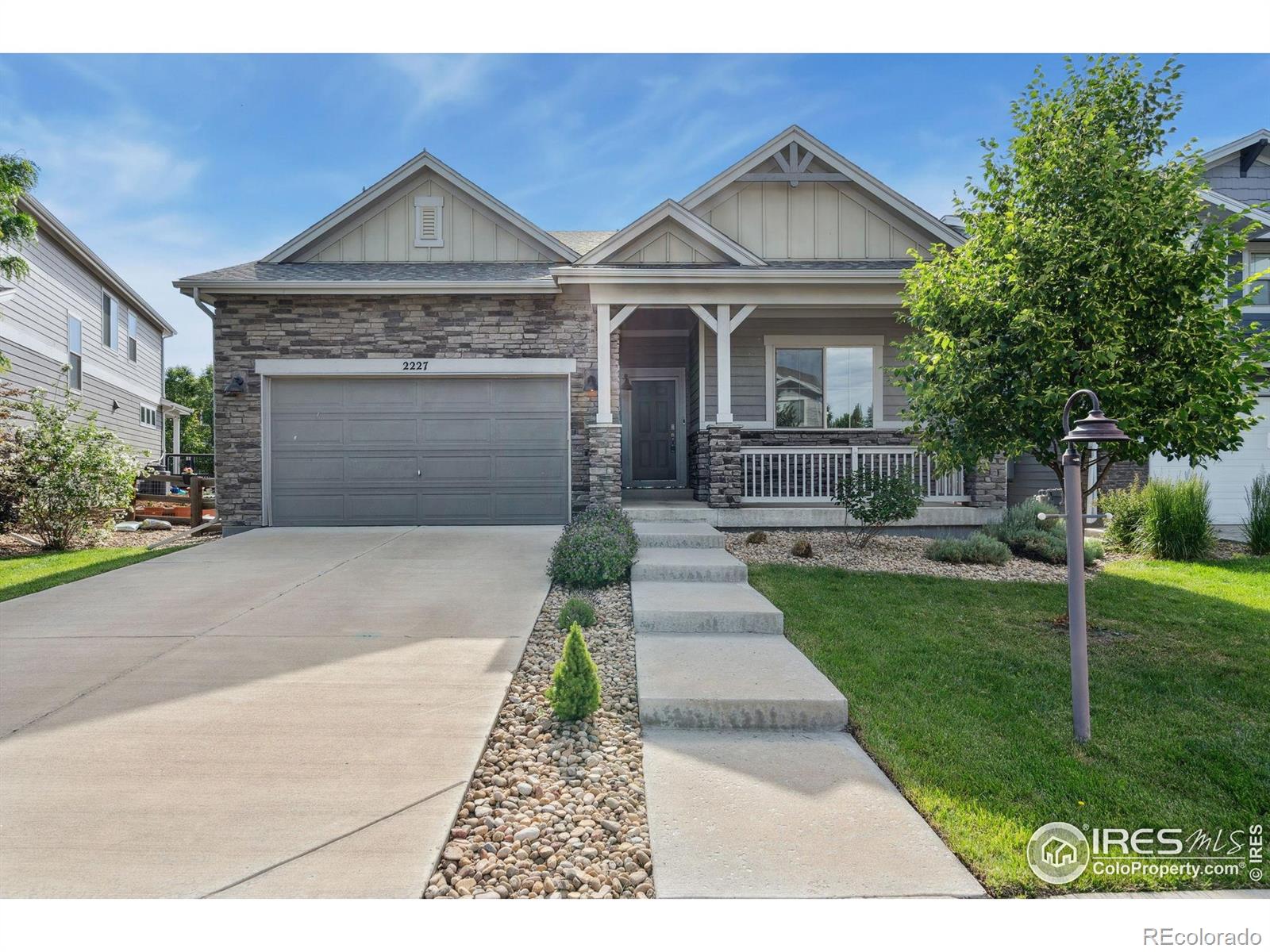 2227  Vermillion Creek Drive, loveland MLS: 4567891036644 Beds: 3 Baths: 4 Price: $684,000