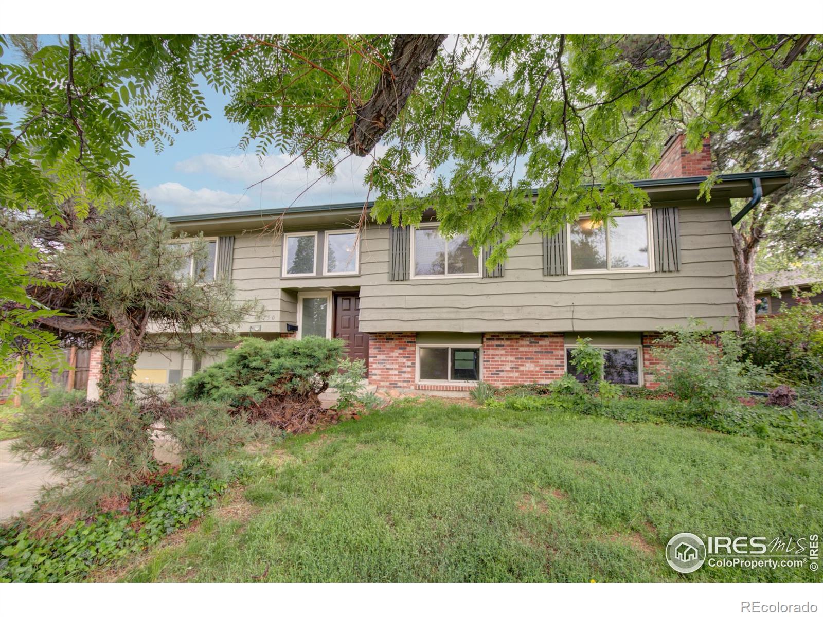 3750  Emerson Avenue, boulder MLS: 4567891036682 Beds: 4 Baths: 2 Price: $1,200,000