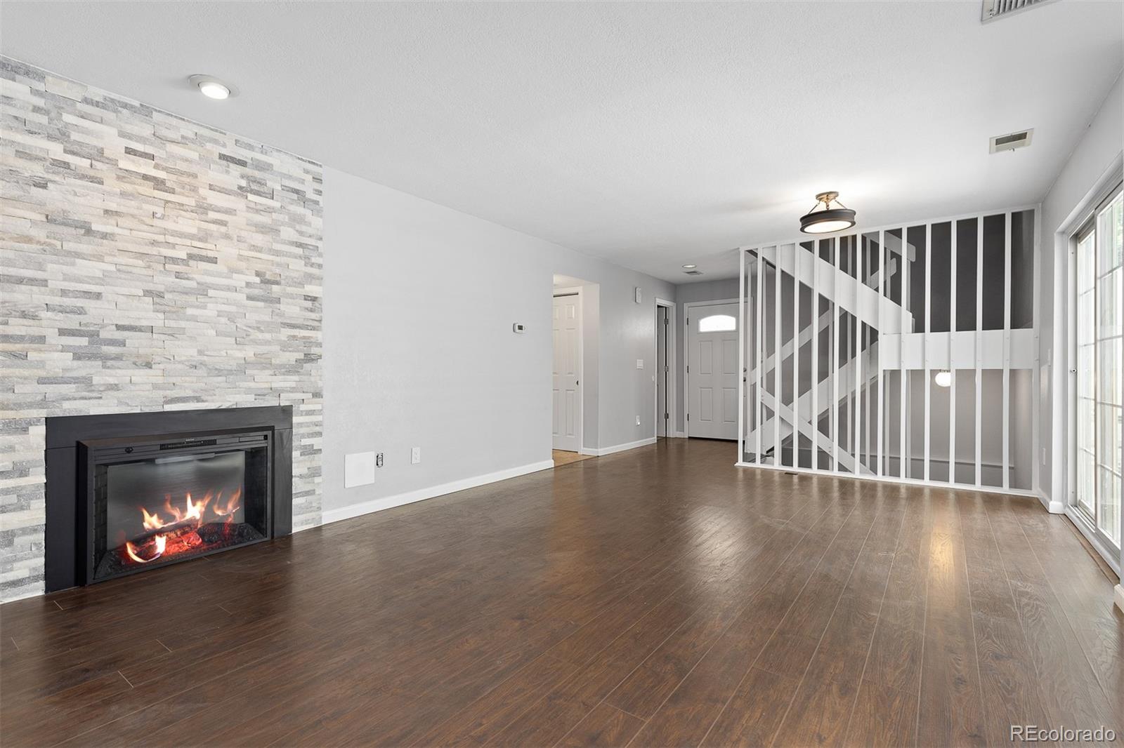 2366 S Troy Street, aurora MLS: 9131940 Beds: 3 Baths: 3 Price: $360,000