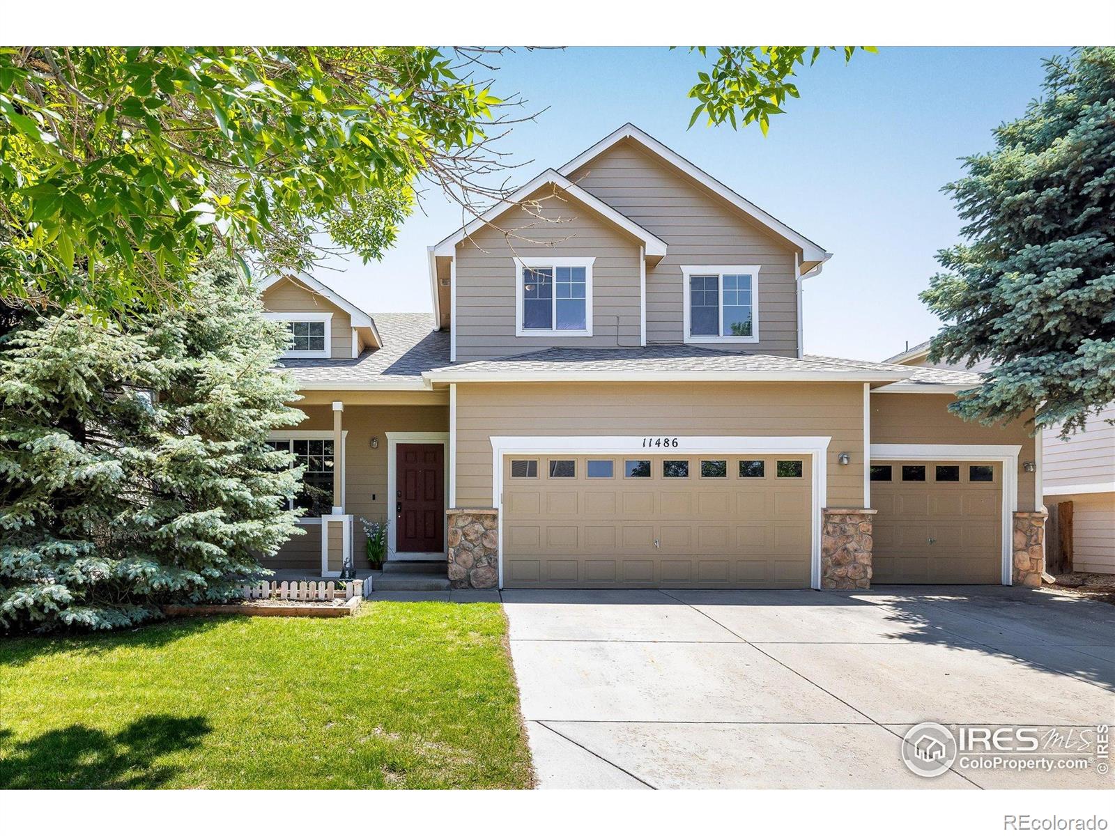 11486 E 119th Place, henderson MLS: 4567891036700 Beds: 4 Baths: 4 Price: $610,000