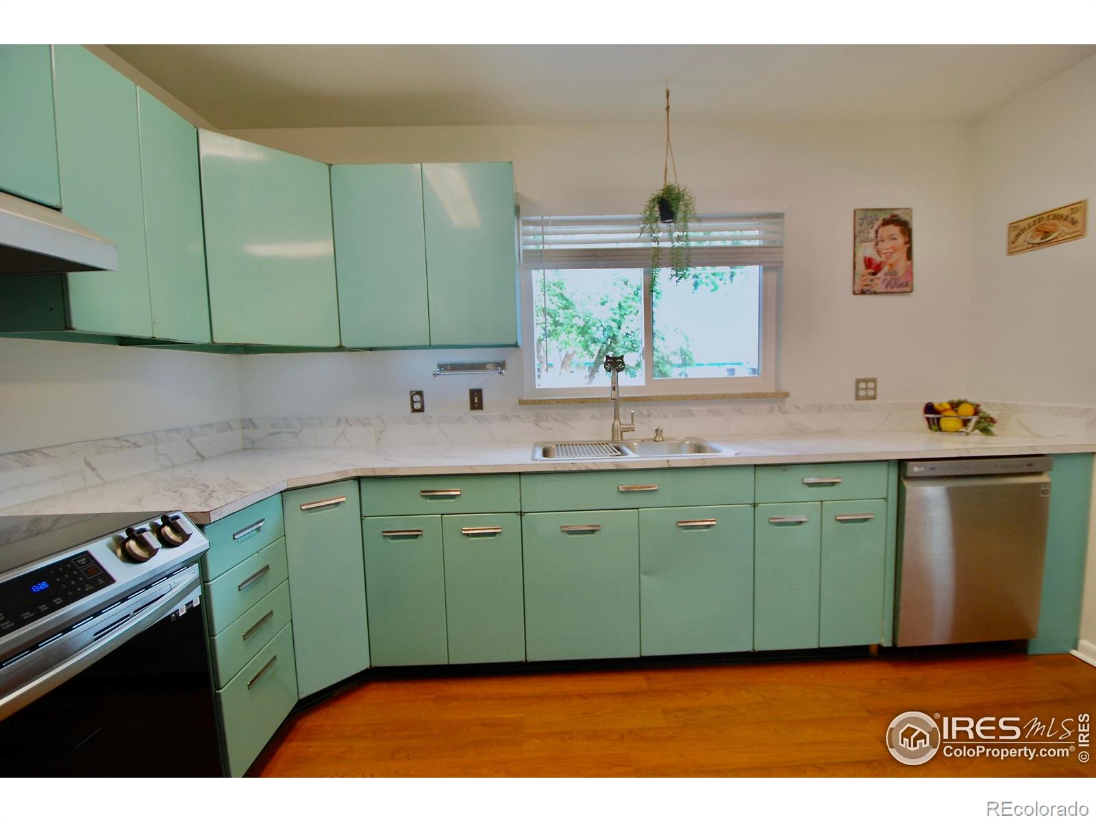 2642  12th Avenue, greeley MLS: 4567891036716 Beds: 4 Baths: 1 Price: $378,000