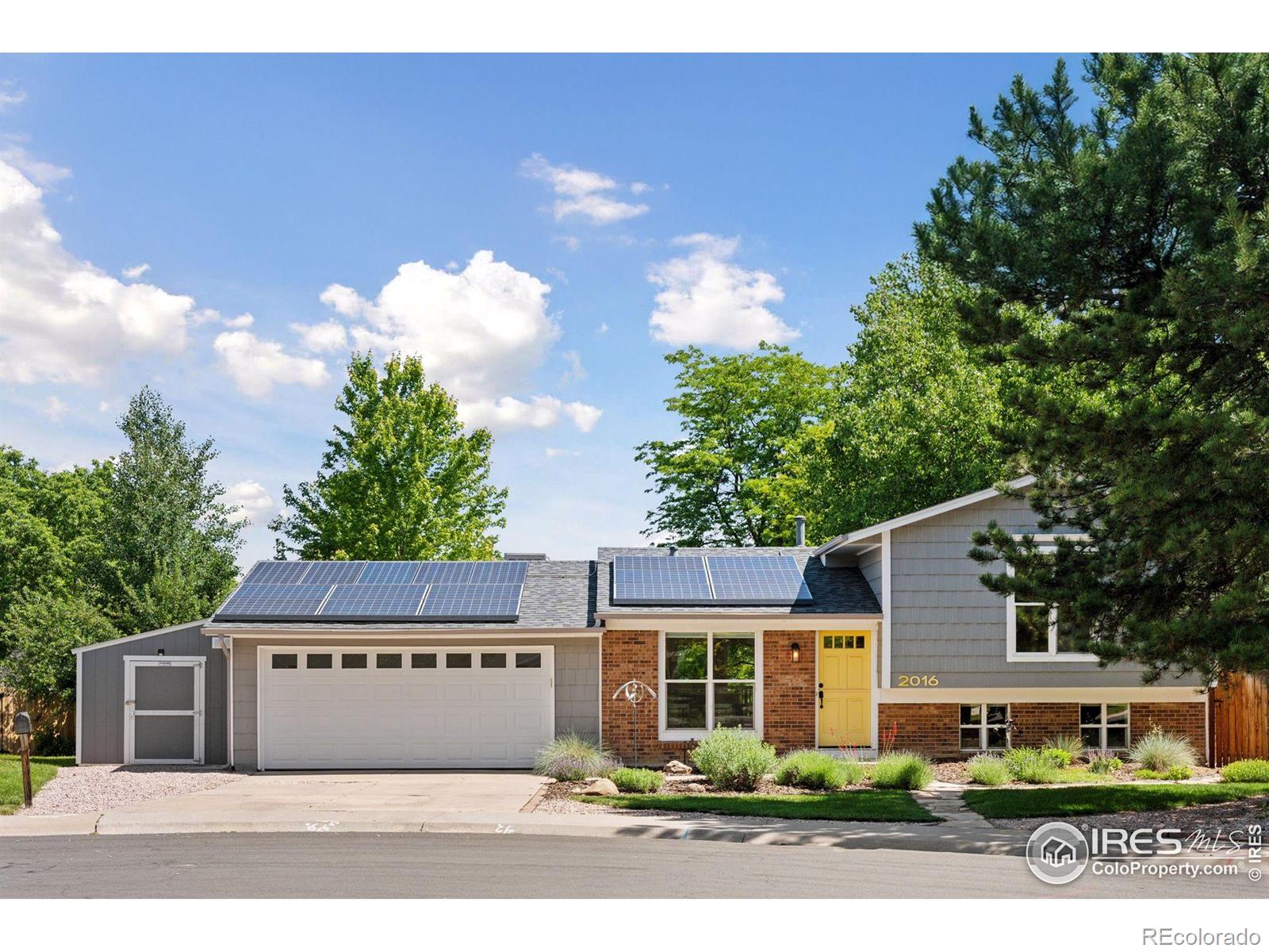 2016  Strathmore Street, louisville MLS: 4567891036718 Beds: 3 Baths: 2 Price: $779,000
