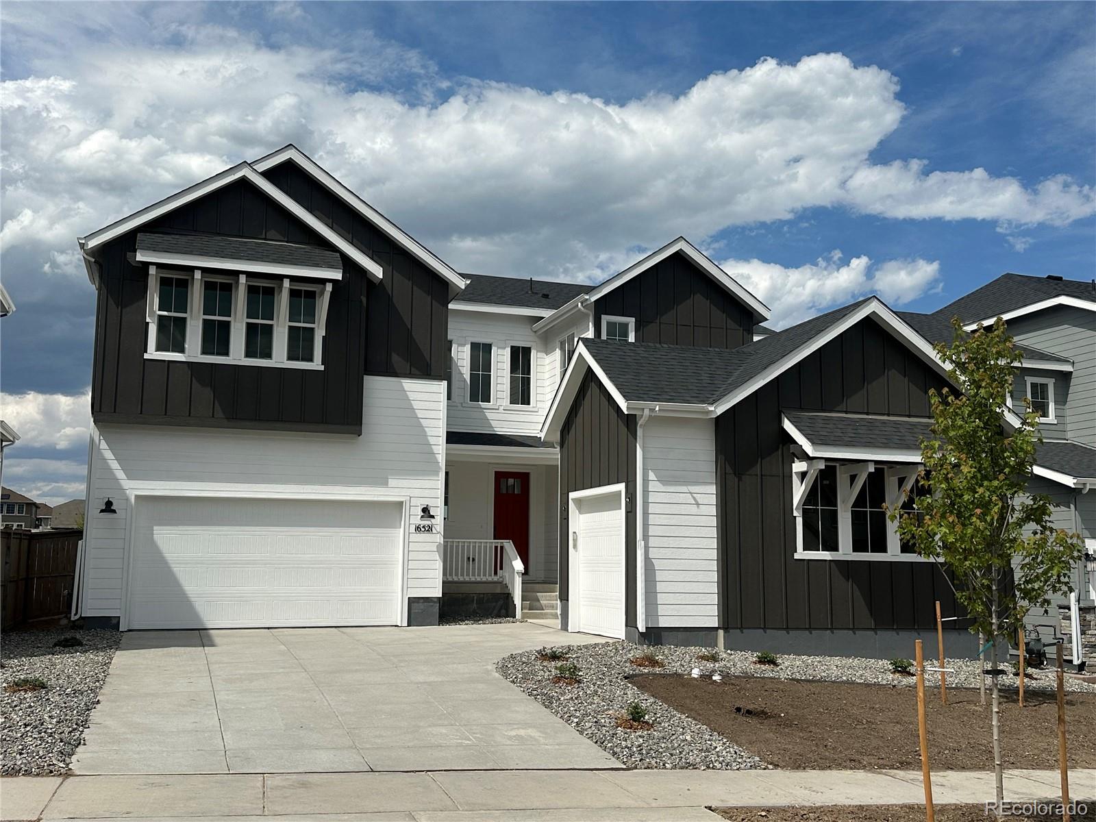 16521  Black Rose Circle, parker MLS: 9804619 Beds: 5 Baths: 5 Price: $998,990