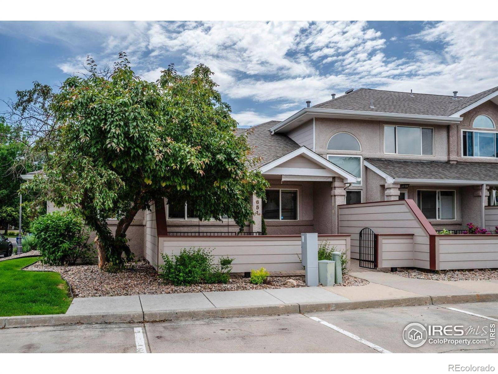 651  Ridgeview Drive, louisville  House Search MLS Picture
