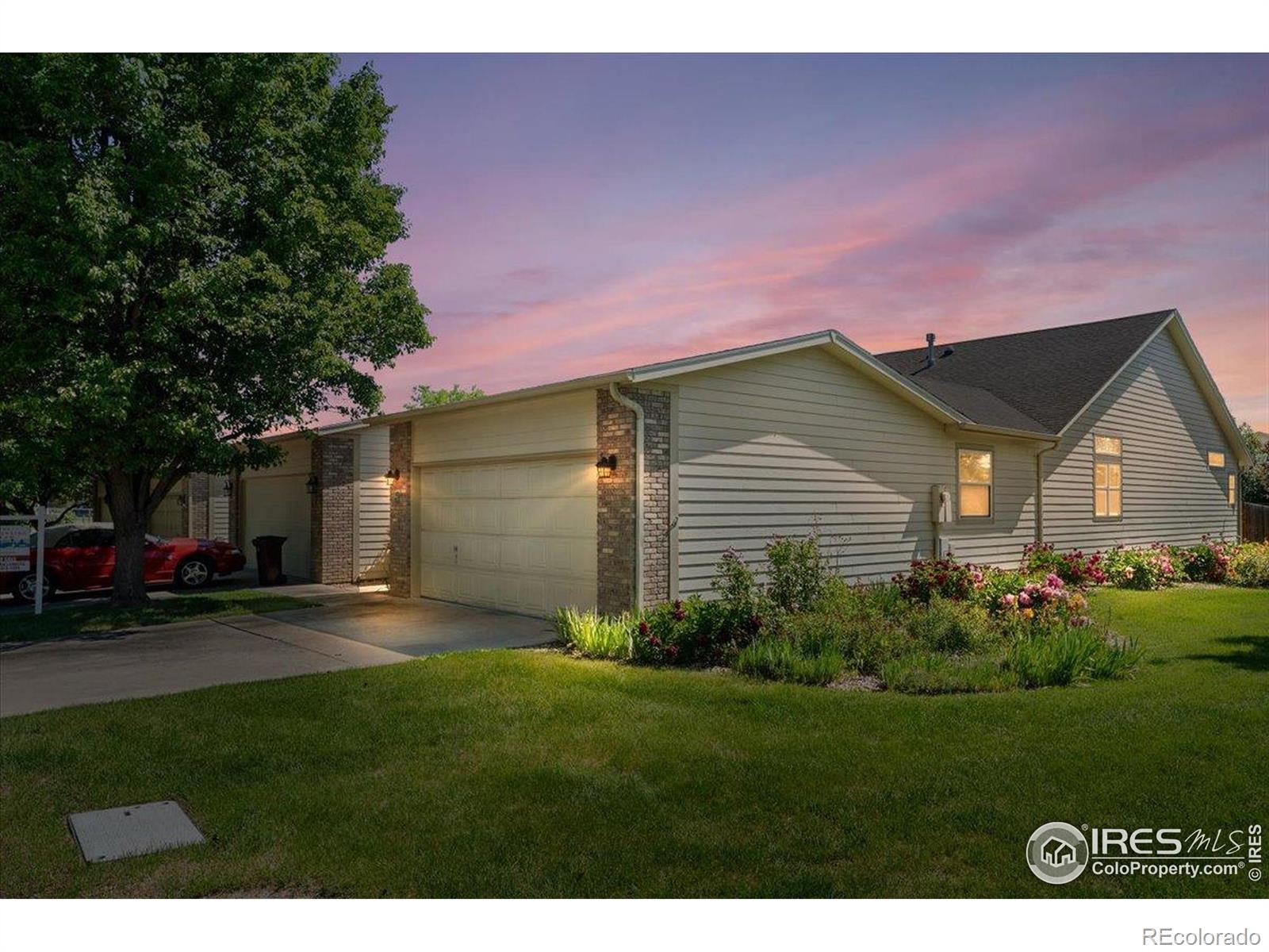 3525  Auntie Stone Street, fort collins MLS: 4567891036799 Beds: 3 Baths: 3 Price: $464,800