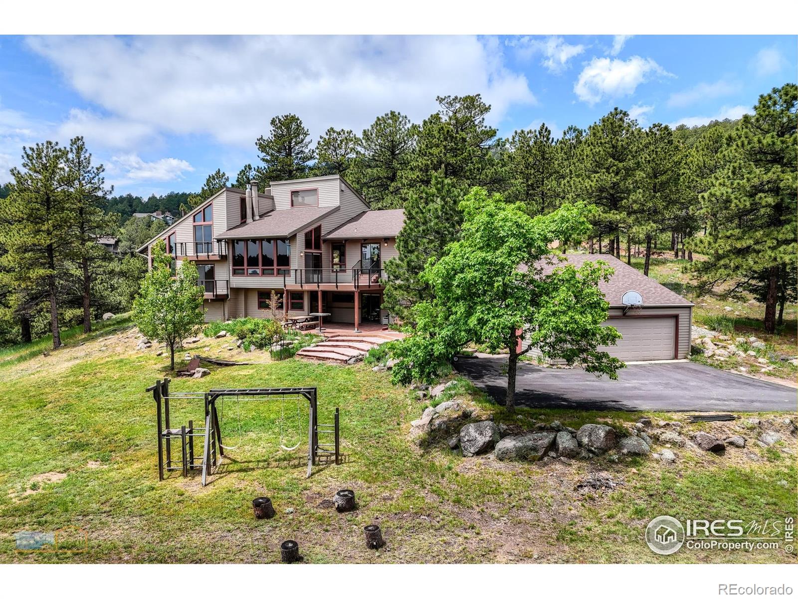 2794  Linden Drive, boulder MLS: 4567891036837 Beds: 4 Baths: 2 Price: $1,300,000