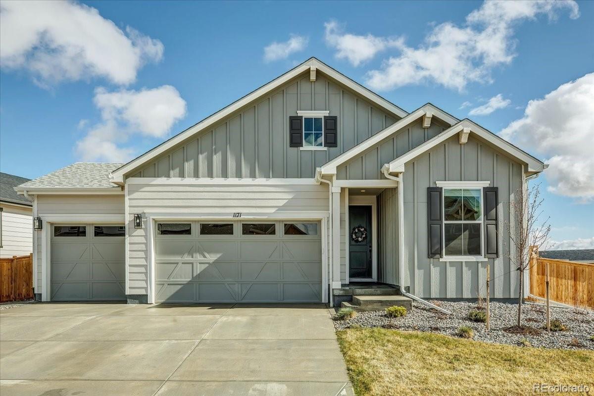 1171  Nathan Place, erie MLS: 2166786 Beds: 3 Baths: 2 Price: $698,000