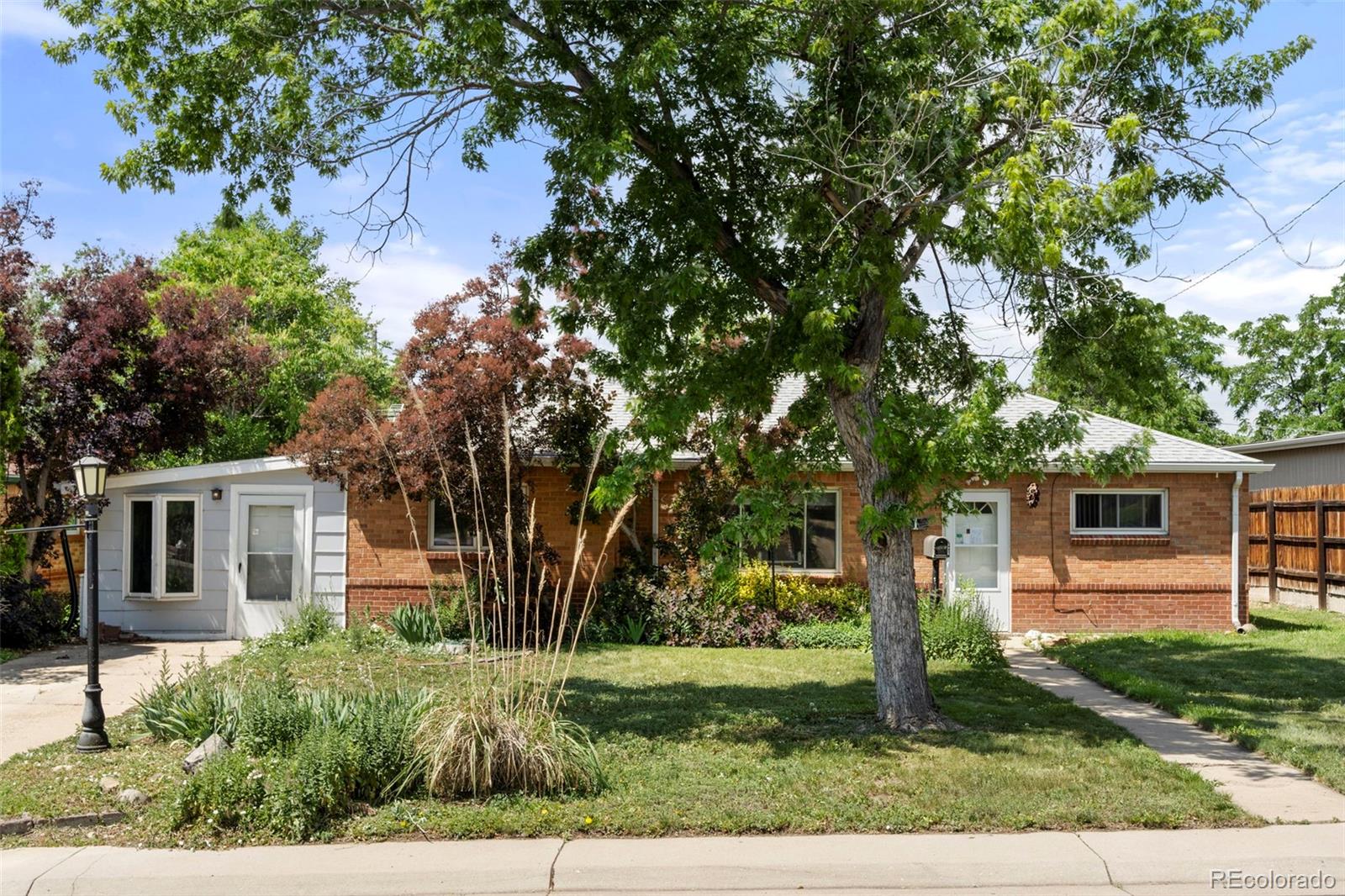 8991  Hickory Place, thornton MLS: 2179765 Beds: 3 Baths: 2 Price: $400,000