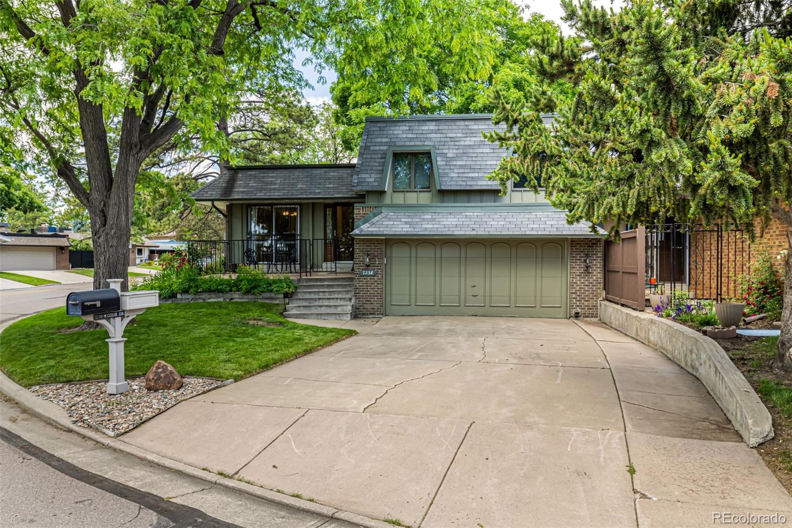 7238 W Cedar Circle, lakewood  House Search MLS Picture